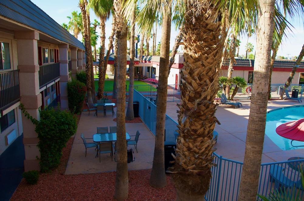 Motel Ramada By Wyndham Yuma Extérieur photo